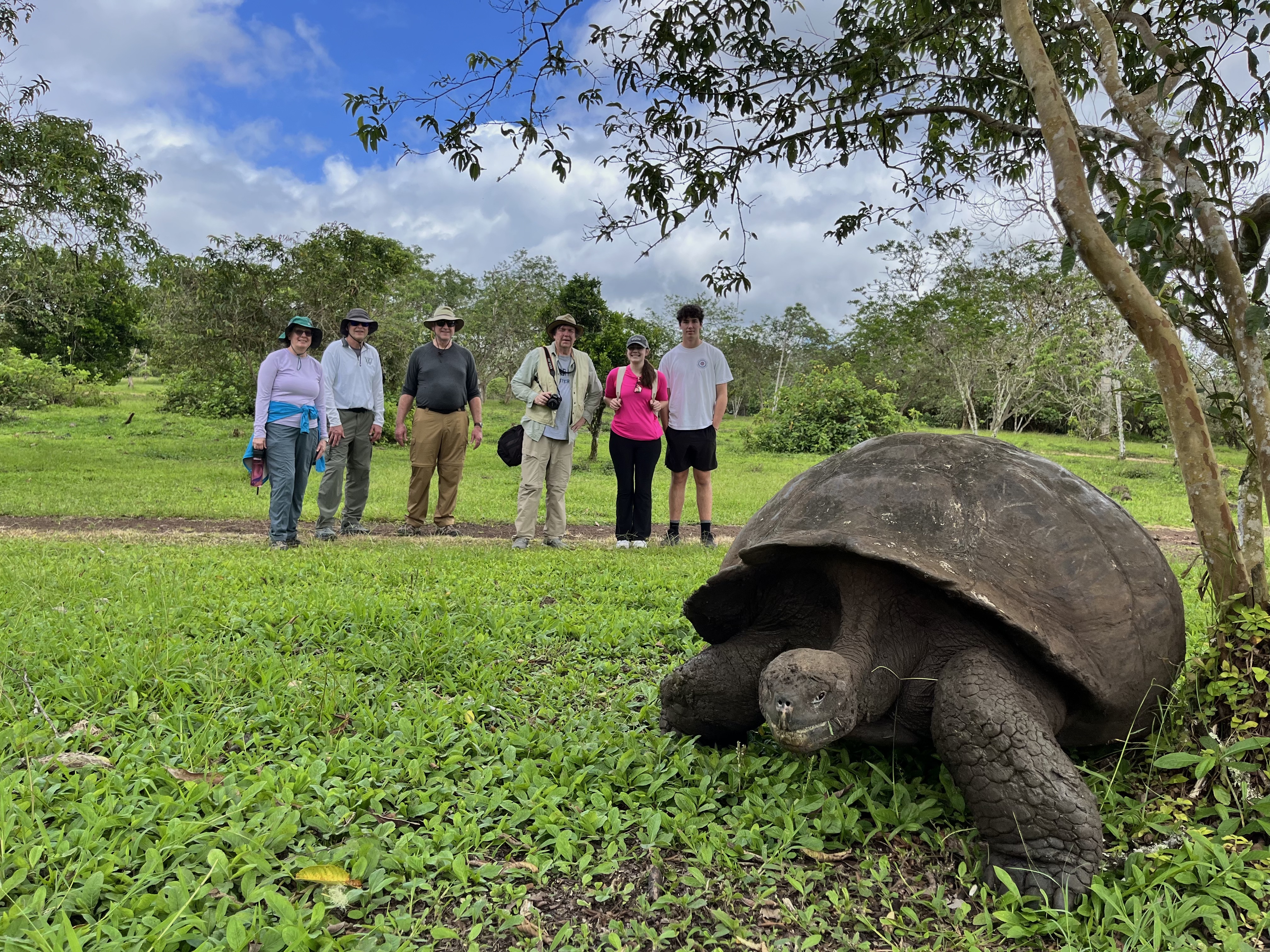 BCU Students, Faculty and Guest with Turtle in Galapagos